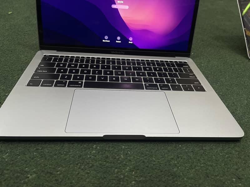 Macbook Pro 2016 1