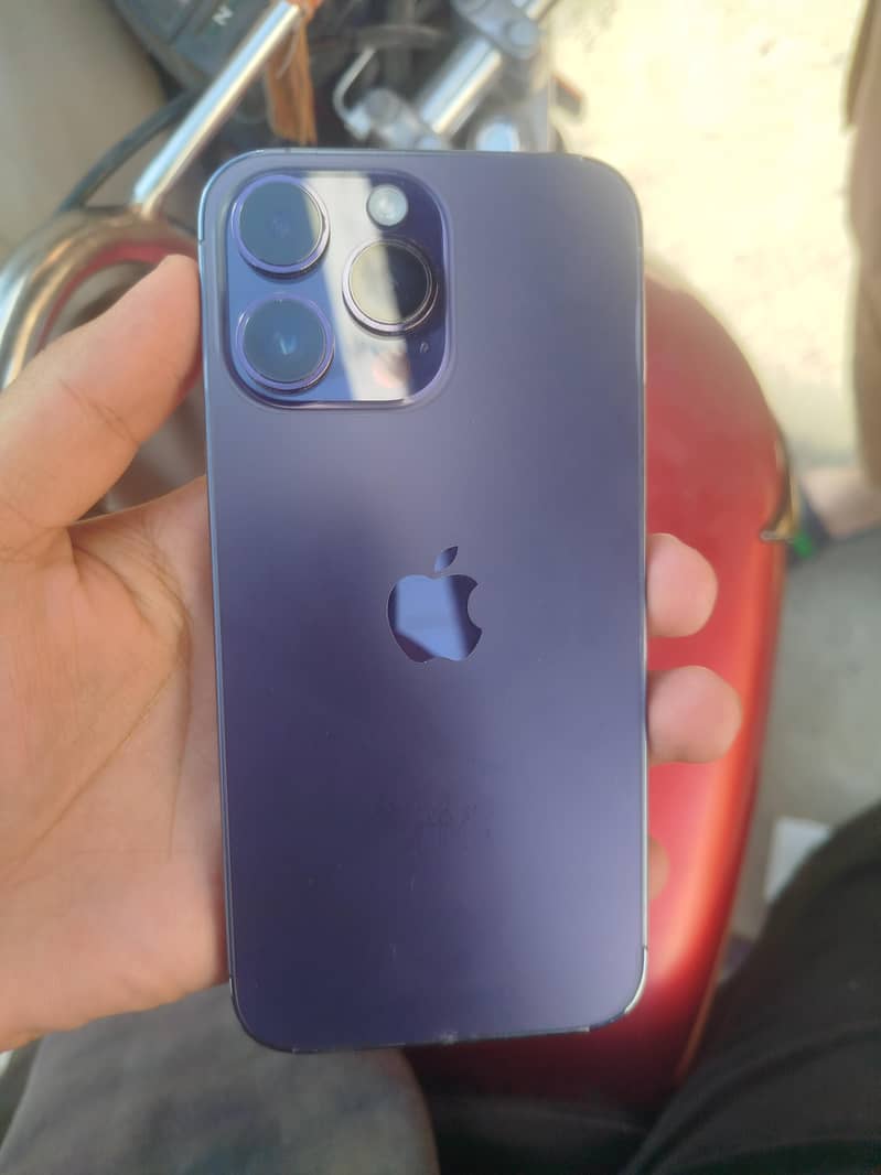 Apple iPhone 14 Pro Max 0