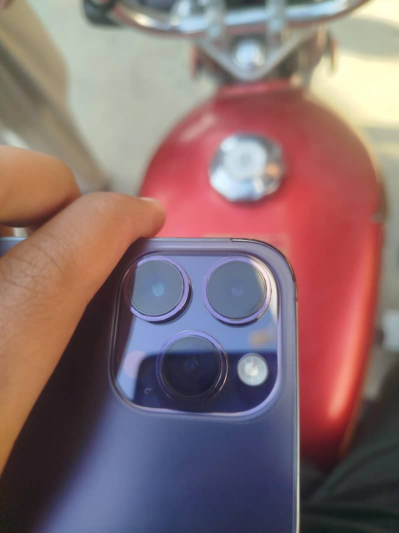 Apple iPhone 14 Pro Max 6