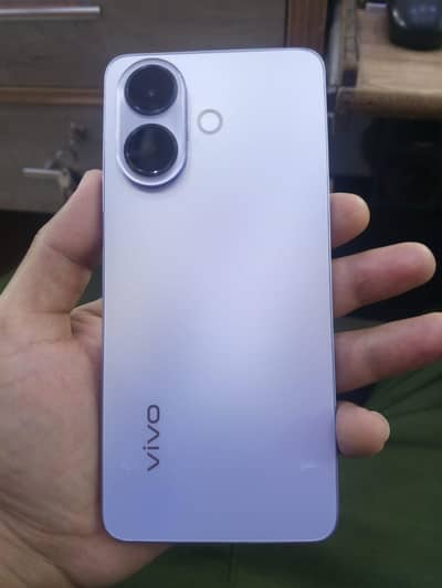 Vivo V60 Lite with box