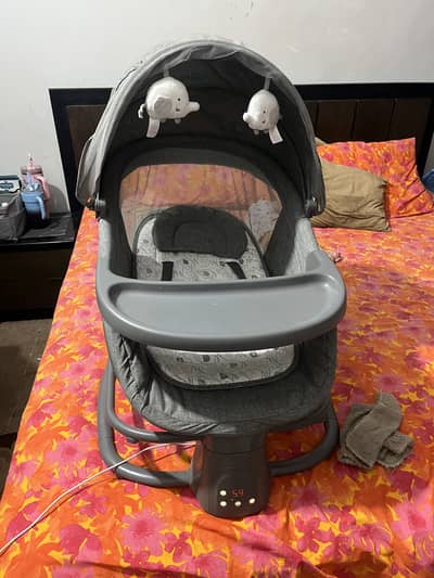 Mastela 4-in-1 Baby Swing/Bassinet – Like New
