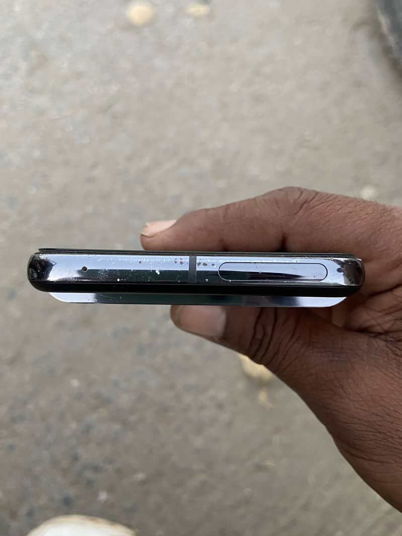 Google Pixel 8 Pro 2