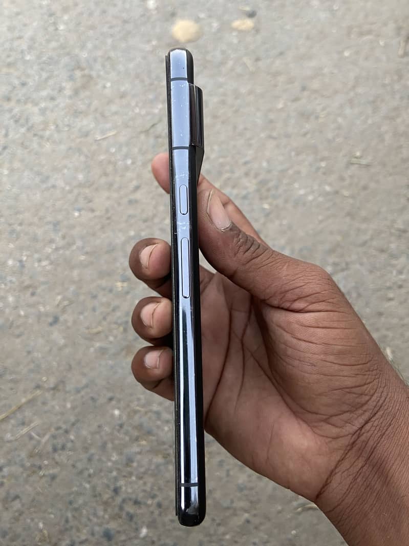 Google Pixel 8 Pro 5