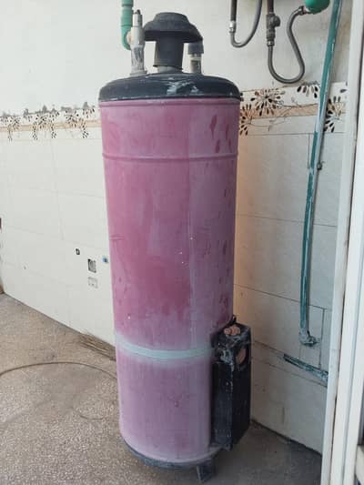 gas geyser for sale in good condition