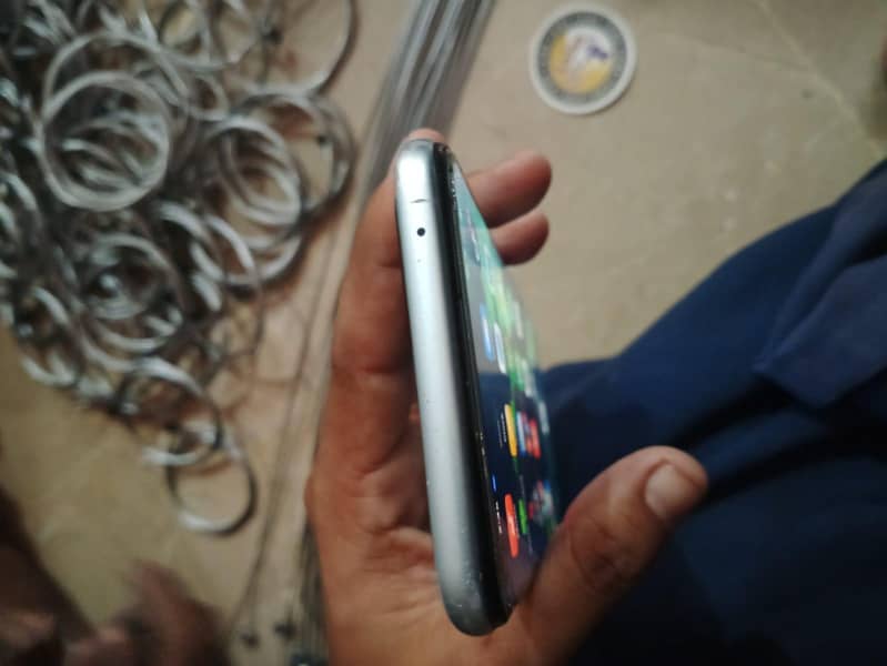 OPPO A76 5