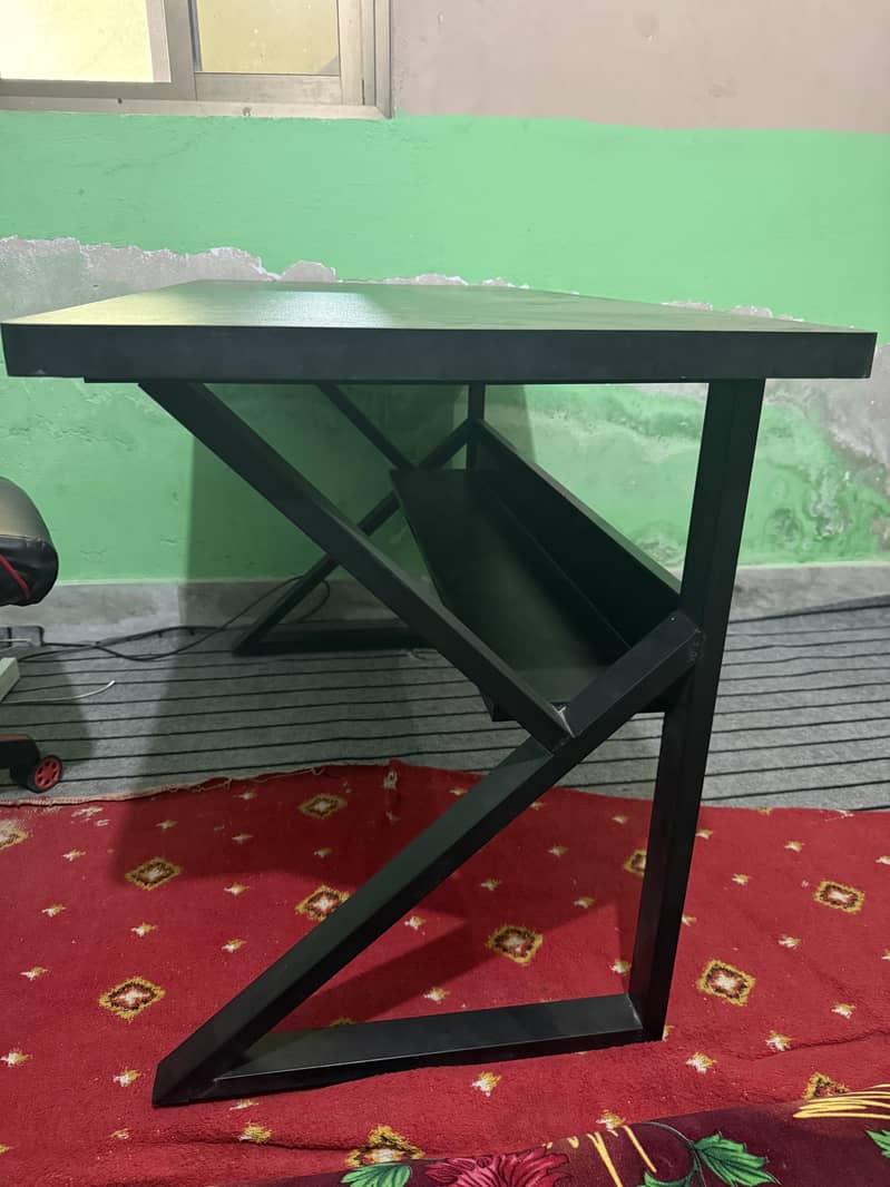 gaming table 3