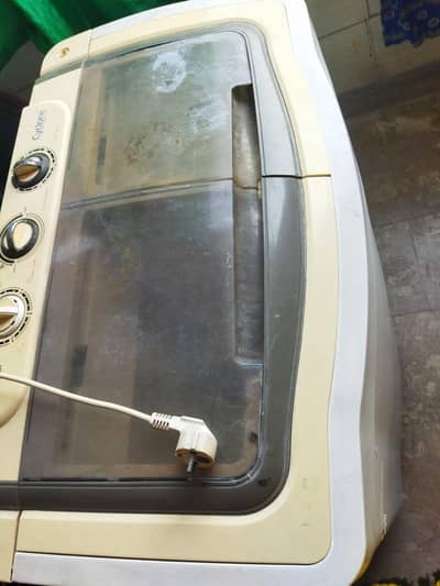 washing or dryer machine