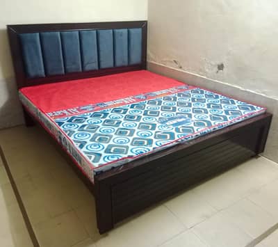 bed room set/bed side tables/dressing table/double bed/wooden bed set