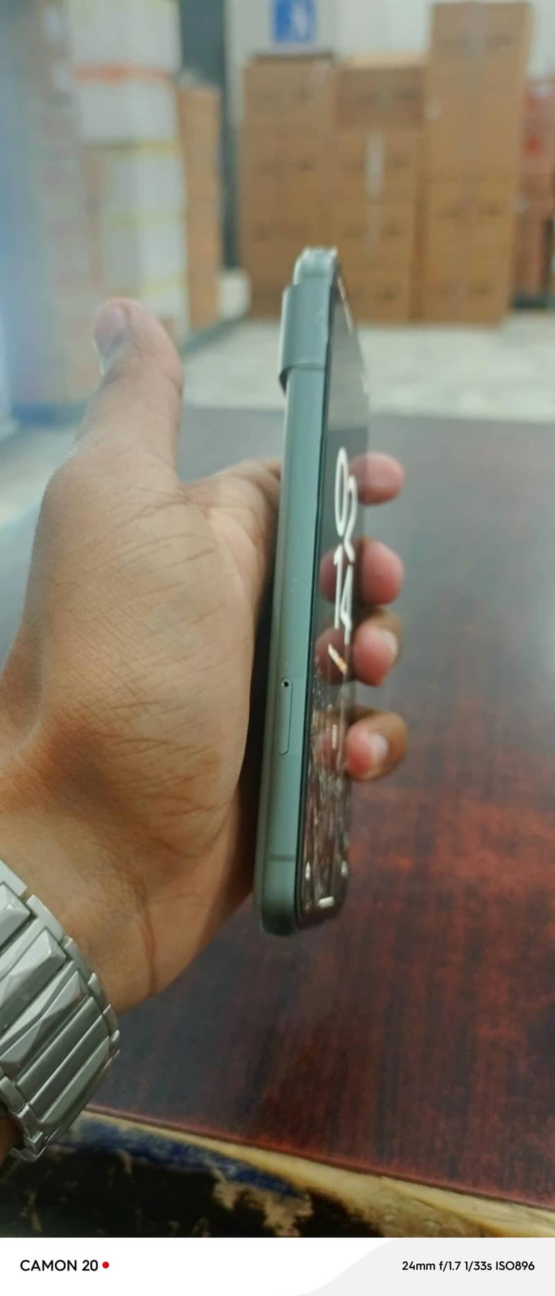 Google Pixel 8 4