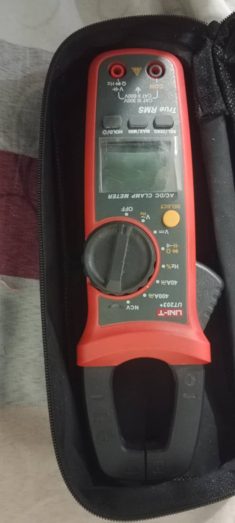 Digital clamp meter 5