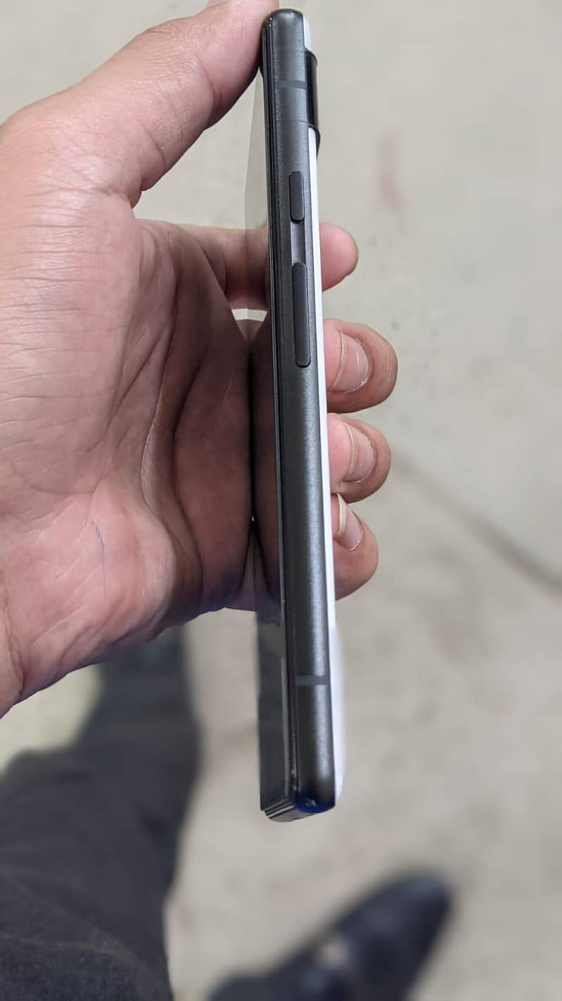 Google Pixel 6a 4