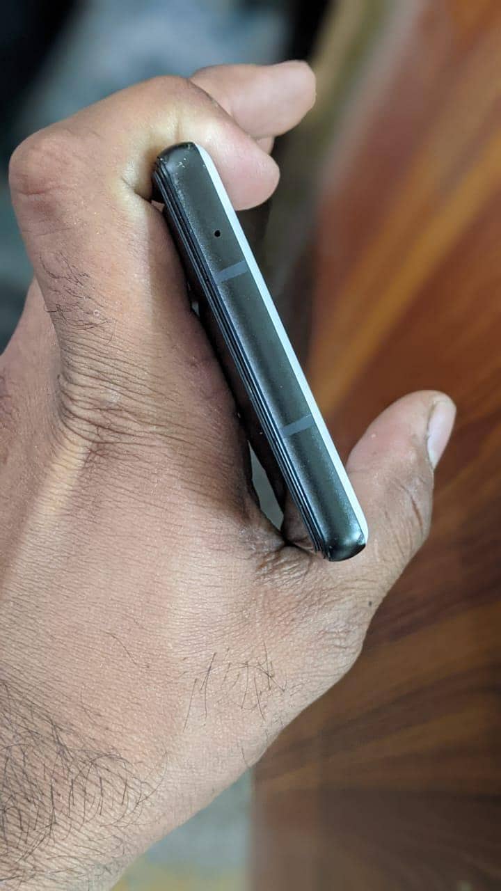 Google Pixel 6a 9