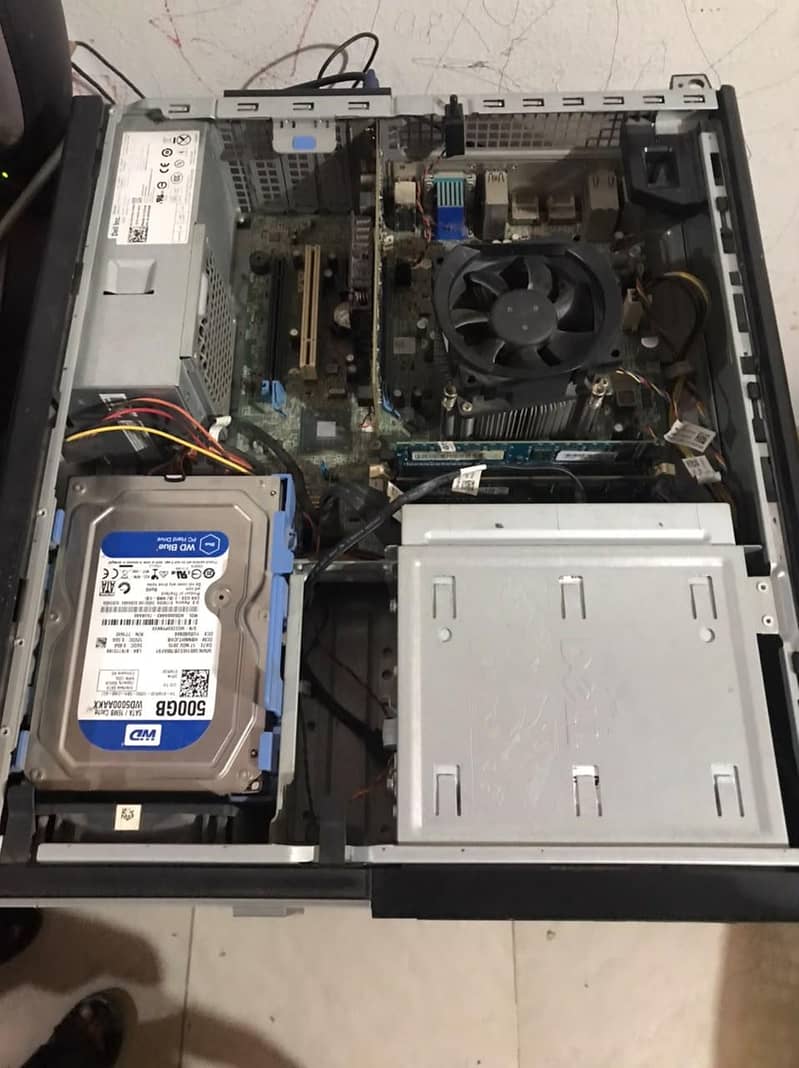 Dell Core i5 , 3rd Generation 9/10 Condition 3