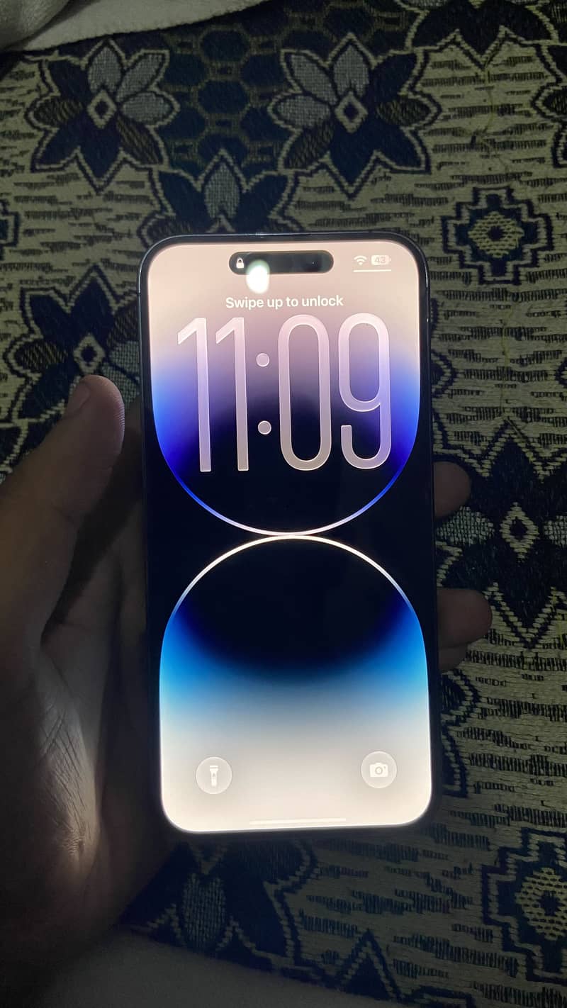 Apple iPhone 14 Pro Max 0