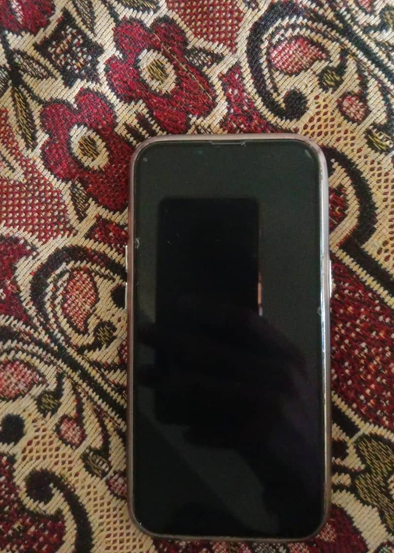 Apple iPhone 13 1