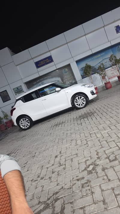 Suzuki Swift 2022 GL CVT