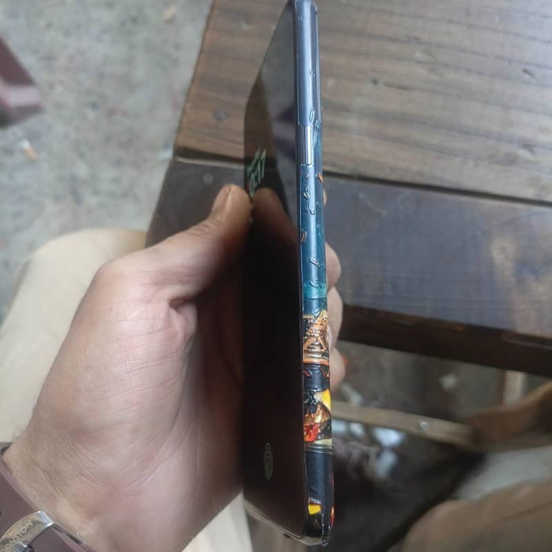 One Plus 10T 3