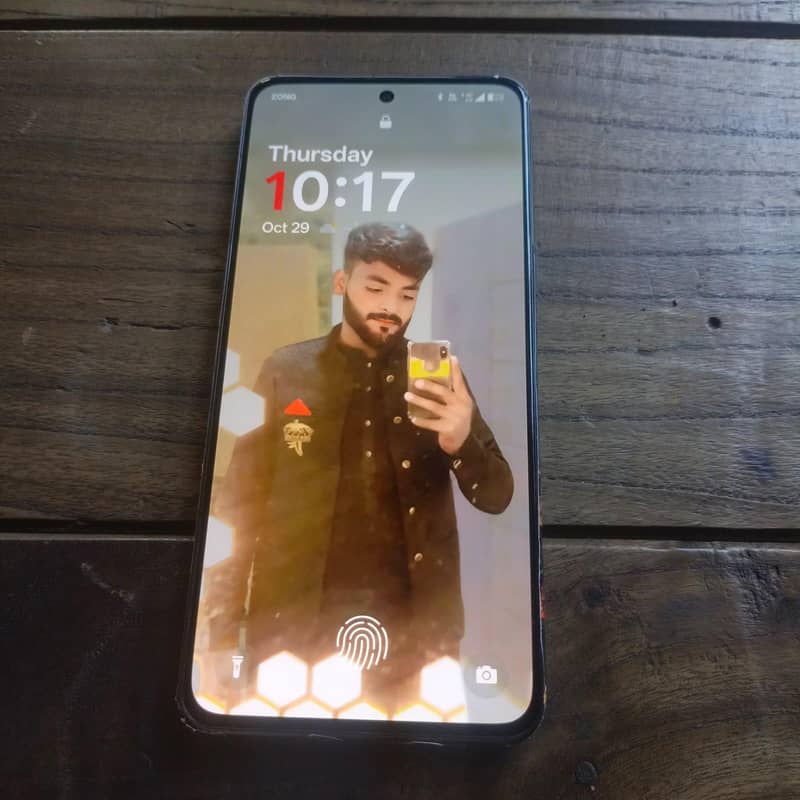 One Plus 10T 4