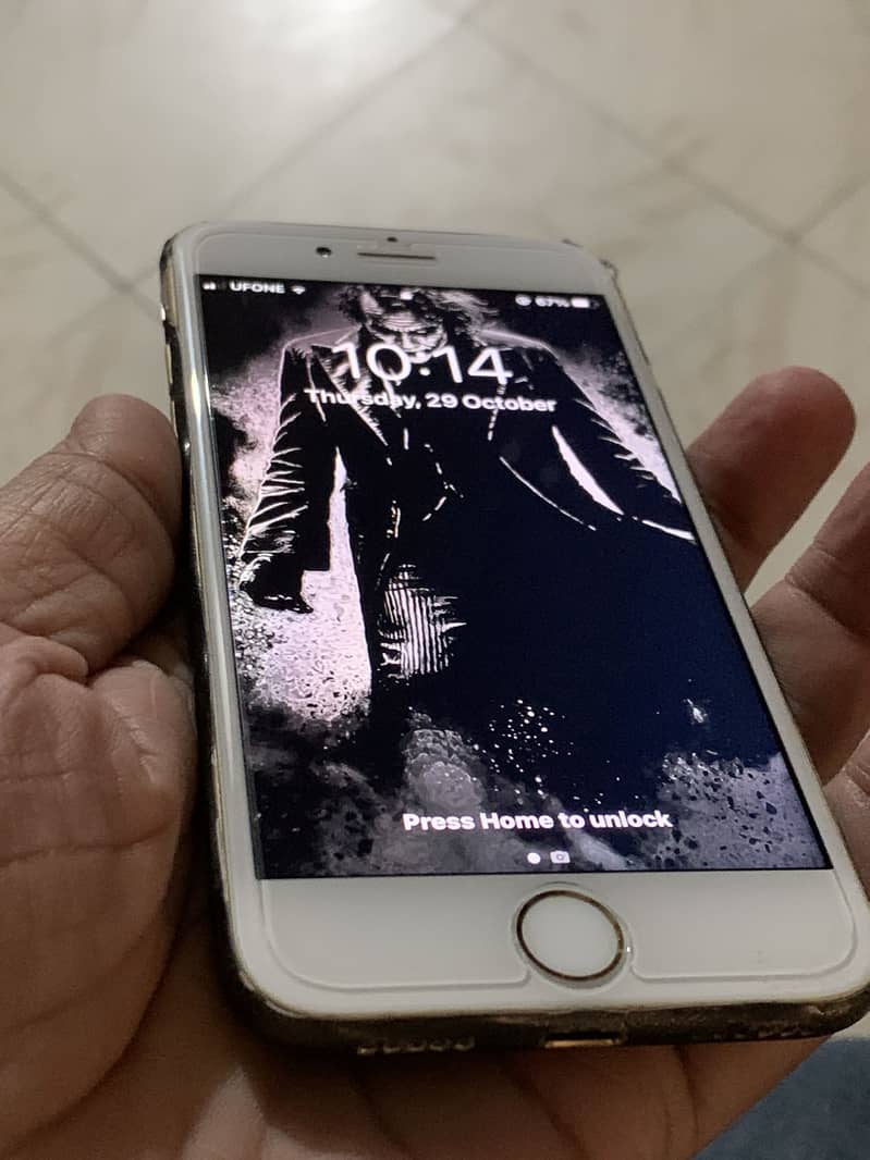 Apple iPhone 7 1