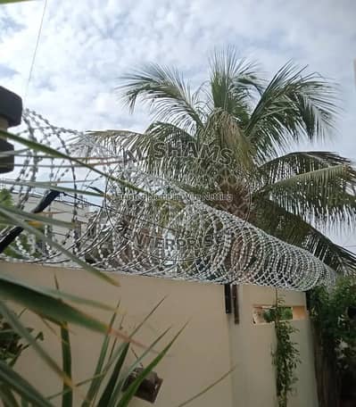 razor wire, welded wire mesh, barbed wire, electric fence, hesco bag