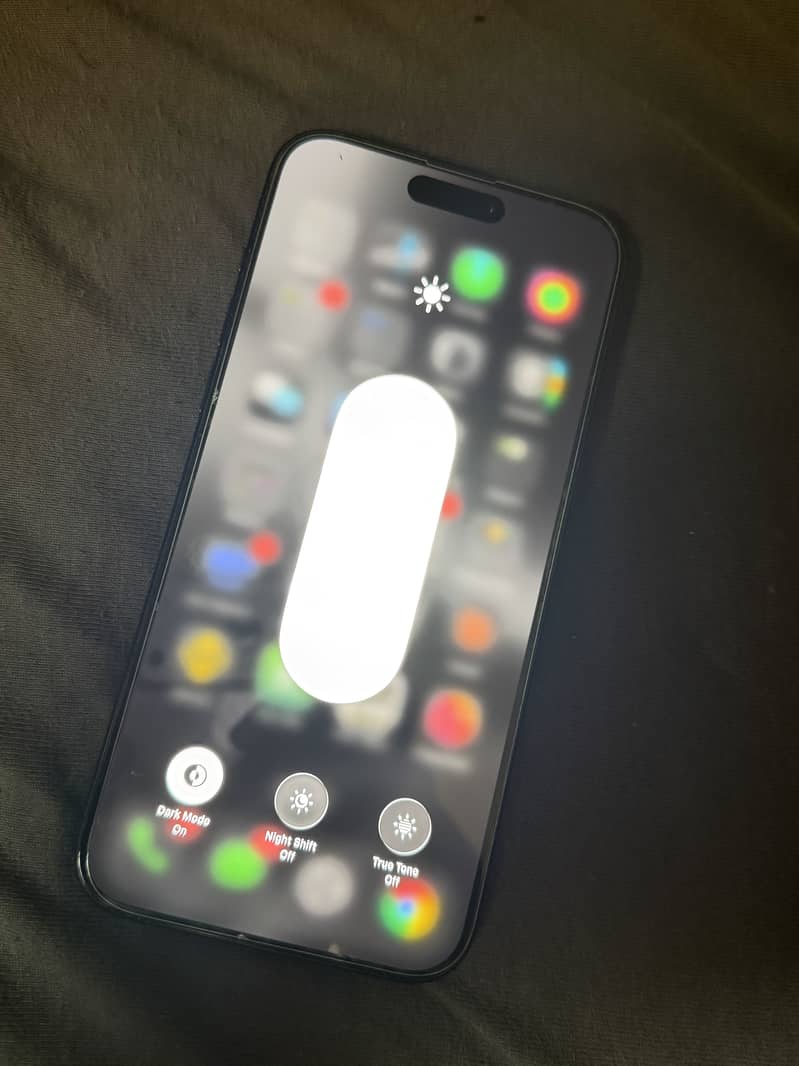 iPhone 15 Pro Max(read description) 2
