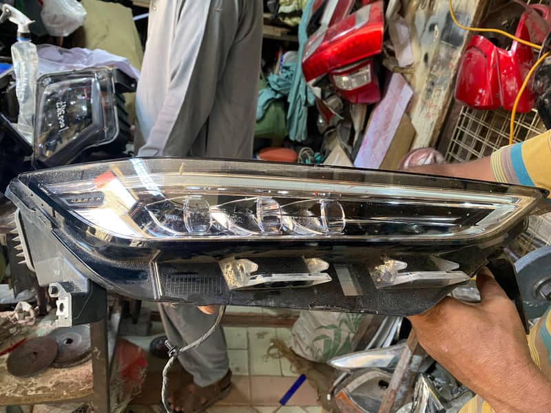 genuine headlights 16