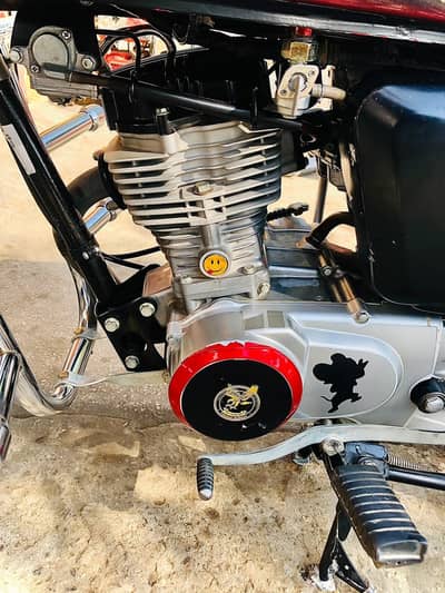 Honda 125 2024 model ha. all punjab number lgha ha.