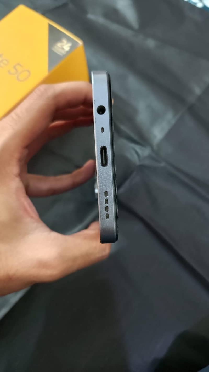 Realme Note 50 4