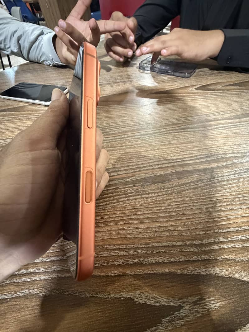 Apple iPhone 17 Pro 3