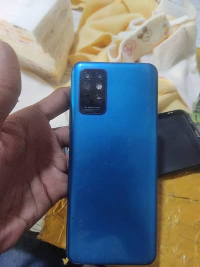 Infinix Hot 8