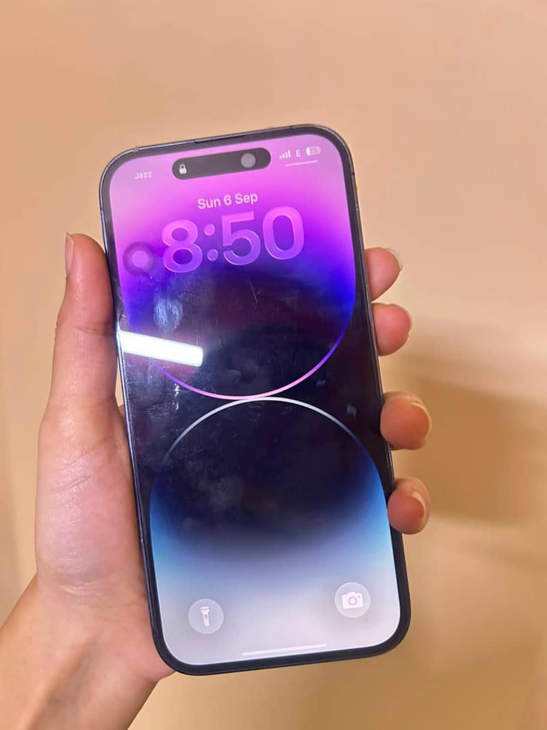 Apple iPhone 14 Pro 2