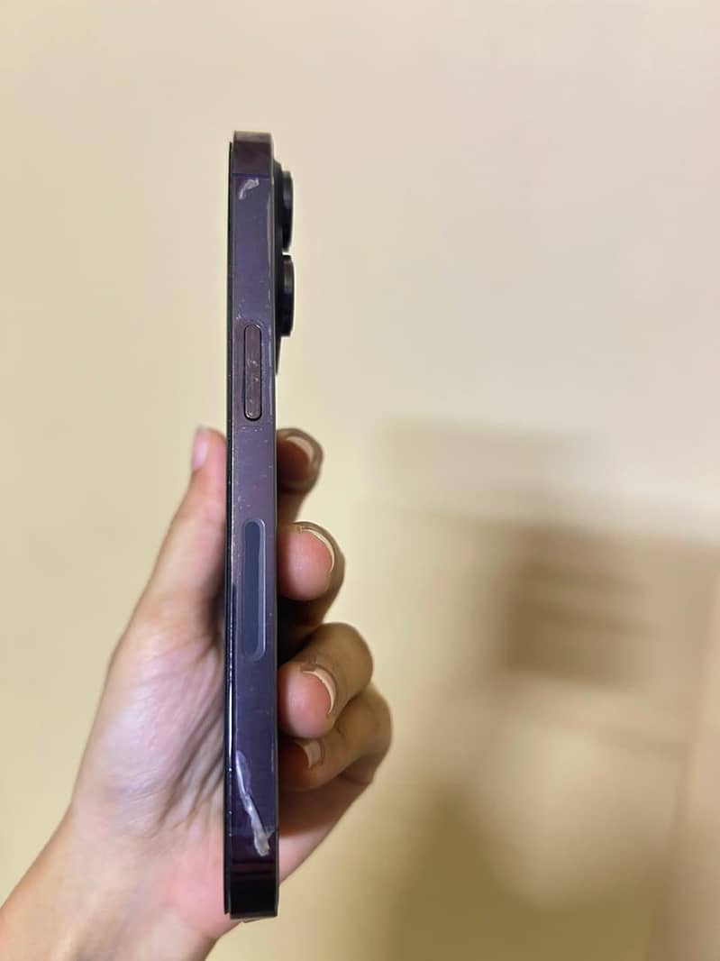 Apple iPhone 14 Pro 3