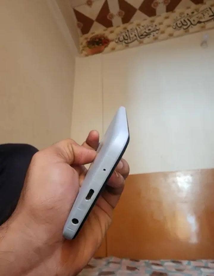 redmi A2+ 1