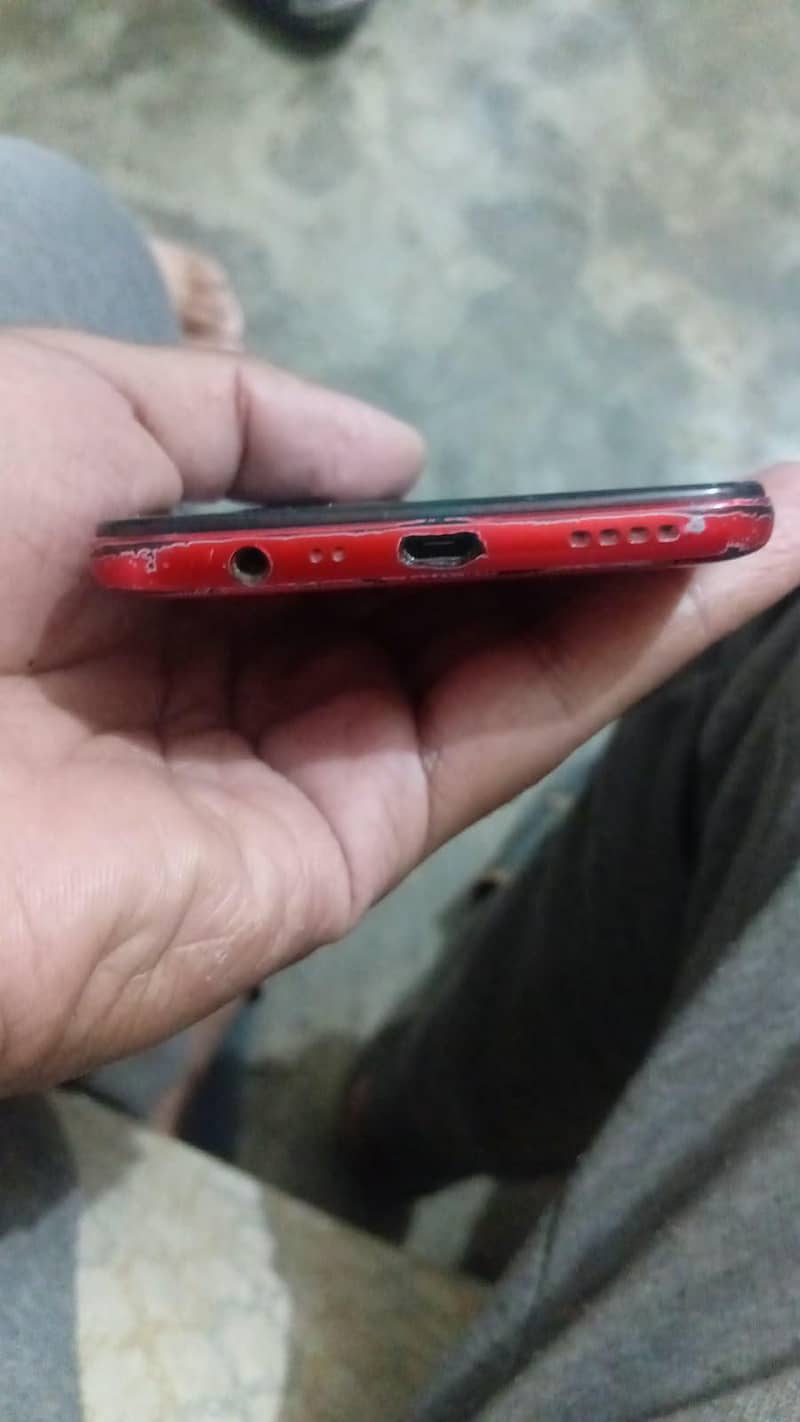 Realme C3 4