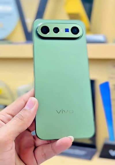 Vivo X300 FE