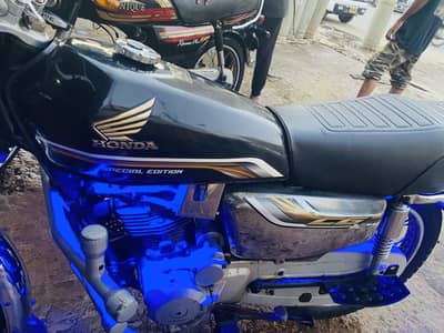 HONDA CG 125 self start 5 gear edition