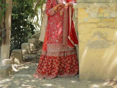 farshi lehnga for barat