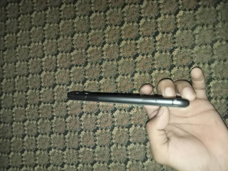 Apple iPhone 11 2