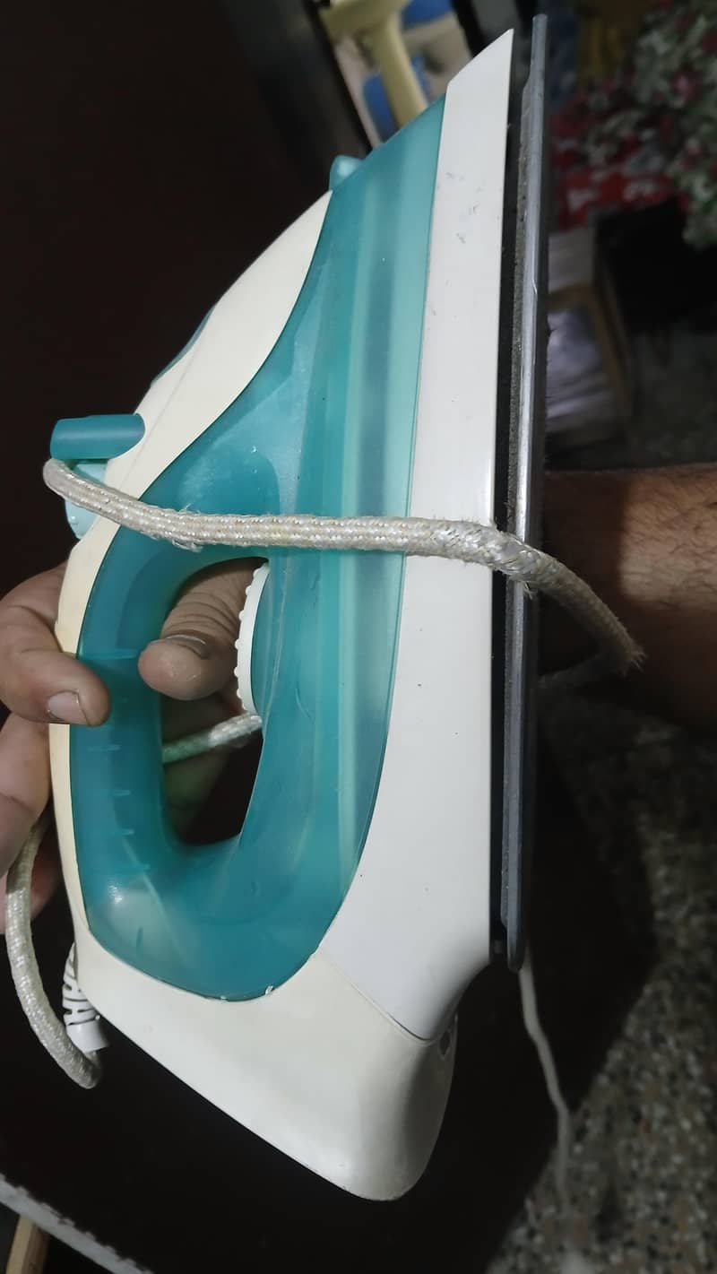 Philips iron 1