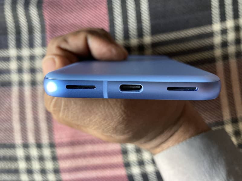 Google Pixel 8a 3
