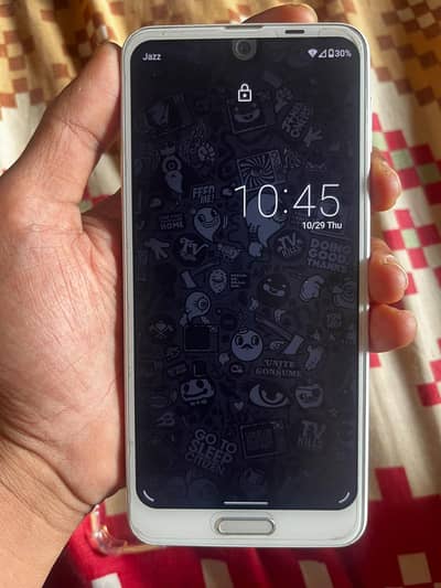 Sharp Aquos R2