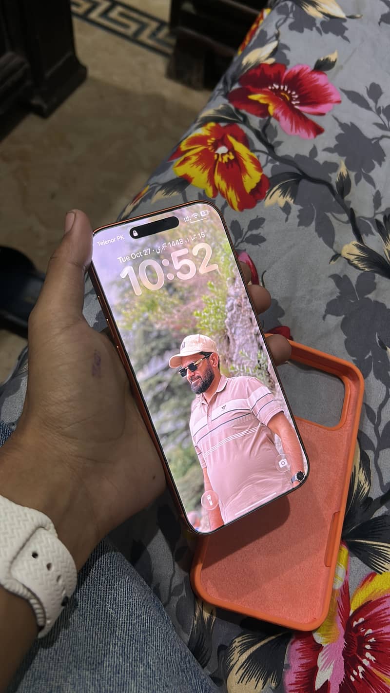Apple iPhone 17 Pro Max 1