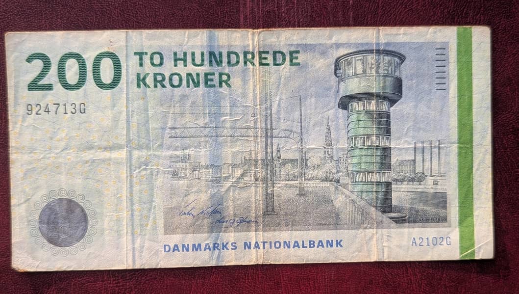 Different bank notes 2