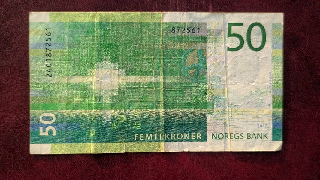 Different bank notes 5