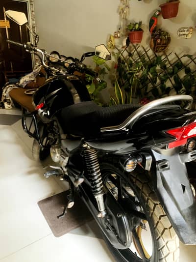Yamaha ybr g well maintained mint condition