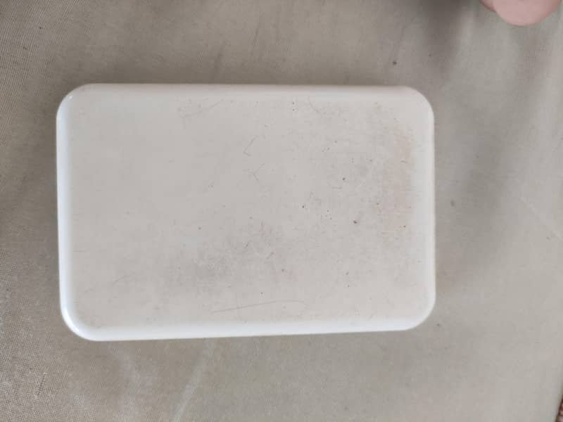 Apple Wireless Charger 1