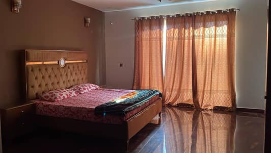 10 Marla Fully Furnished Short Term (Daily, Monthly) Basis Independent Executive Flat 2 Bed 100K, 3 Bed 150K, For Rent Send Message On My WhatsApp 03204034874 & I Will Send Video