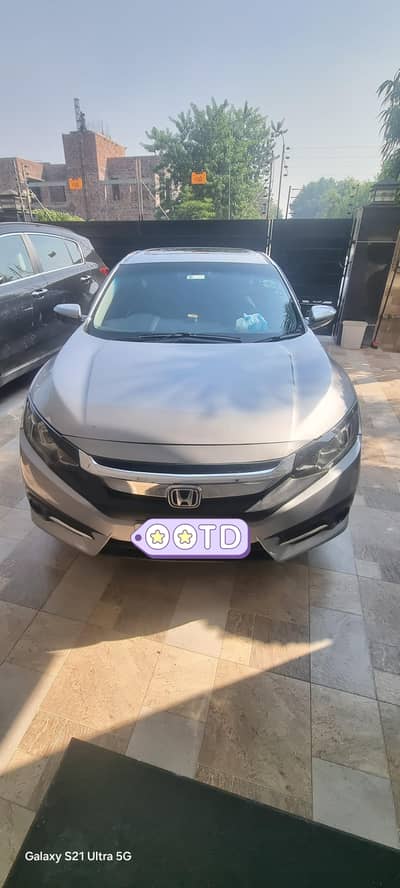 Honda Civic Oriel ug 2016/17