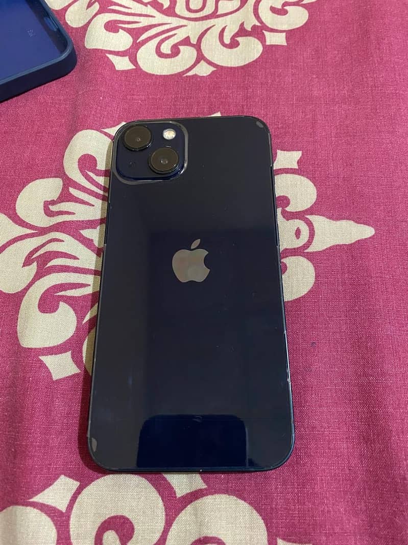 Apple iPhone 13 2
