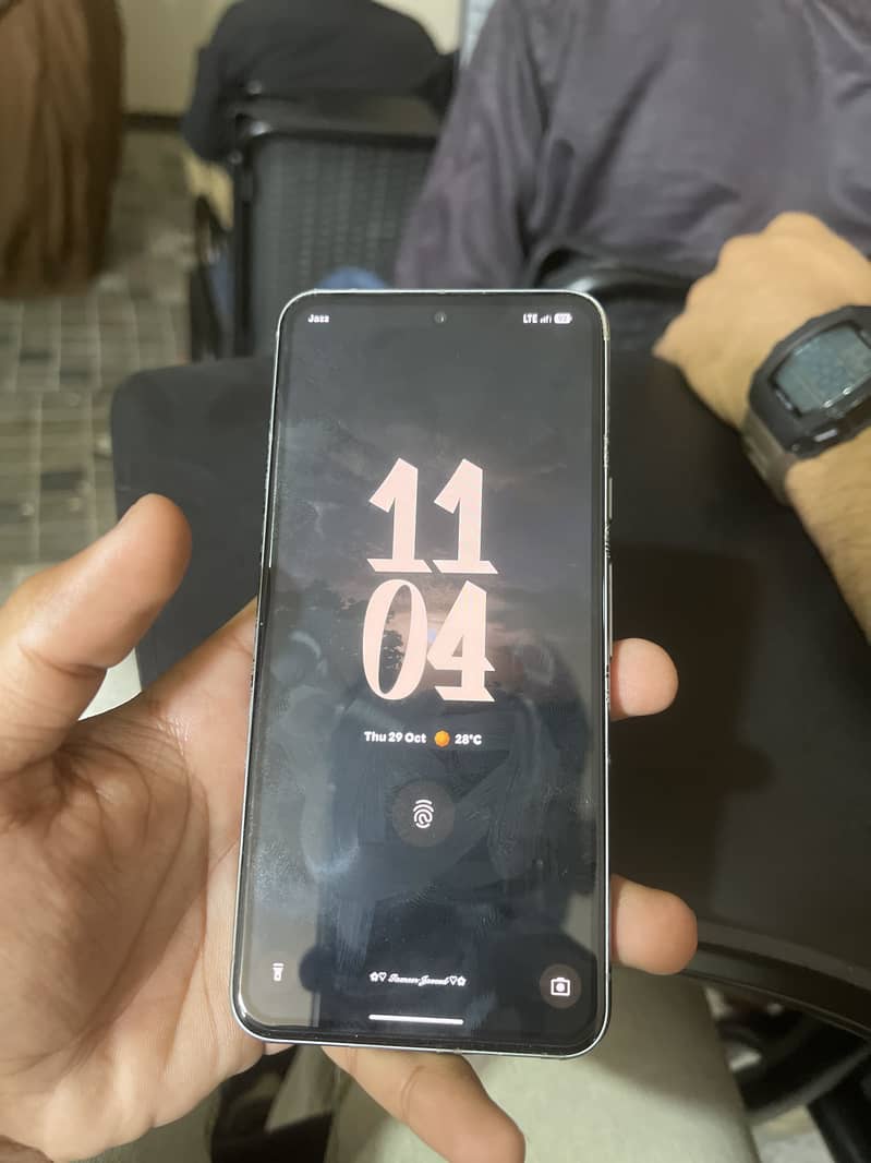 Google Pixel 8 2